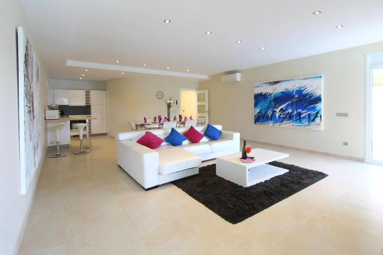Leon Inmo Villa Olivia - 10039 0*, Empuriabrava Spain