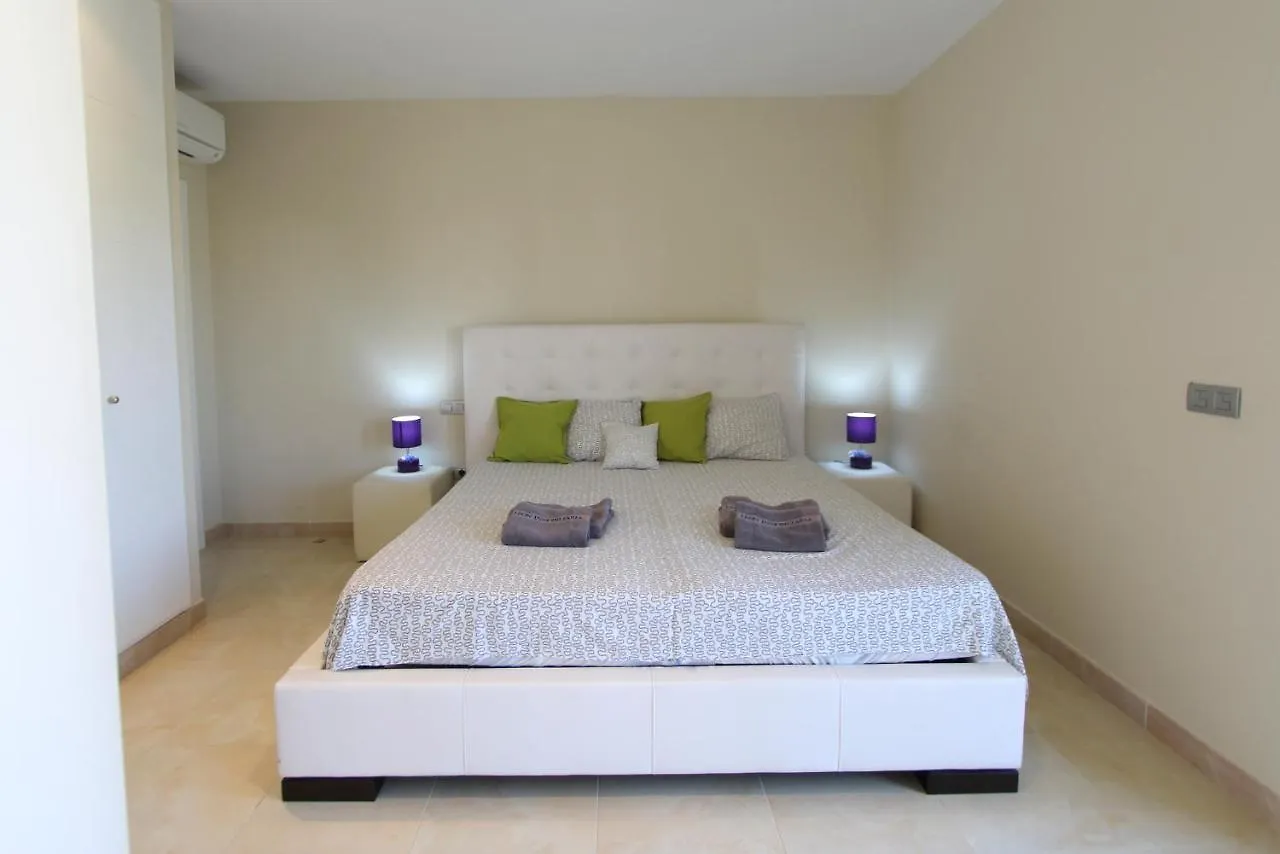 Leon Inmo Villa Olivia - 10039 Spain